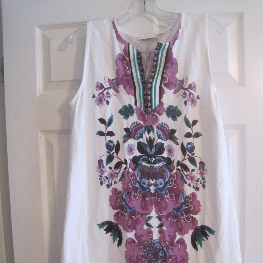 NEW YORK & COMPANY WHITE FLORAL PRINT DRESS